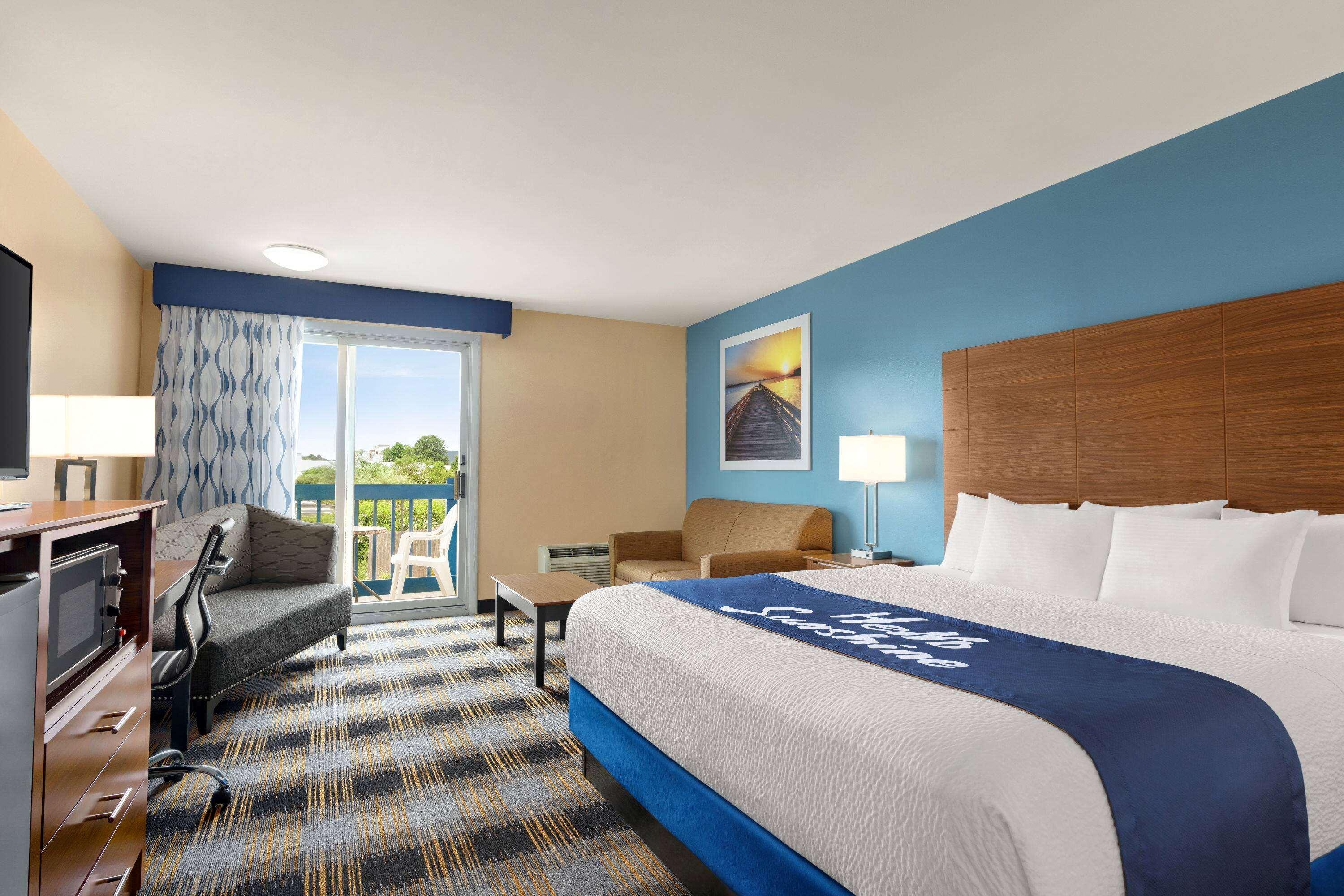 Days Inn By Wyndham Middletown/Newport Area Exterior photo