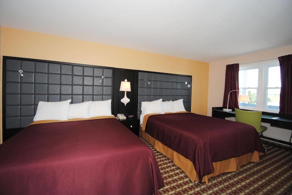 Days Inn By Wyndham Middletown/Newport Area Exterior photo